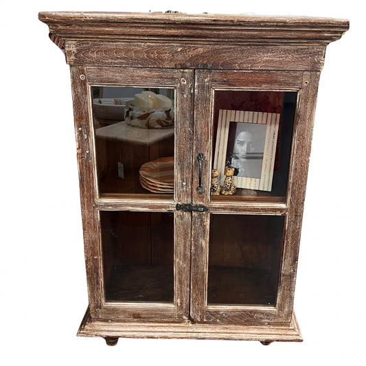 Nicko Cabinet