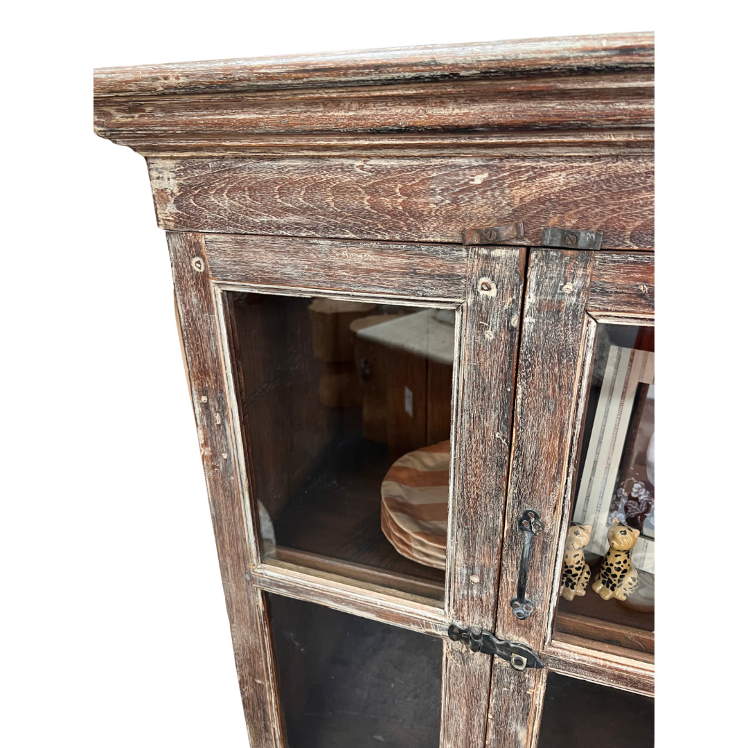 Nicko Cabinet