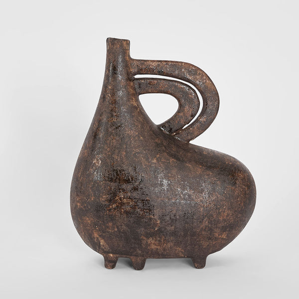Arq Vase