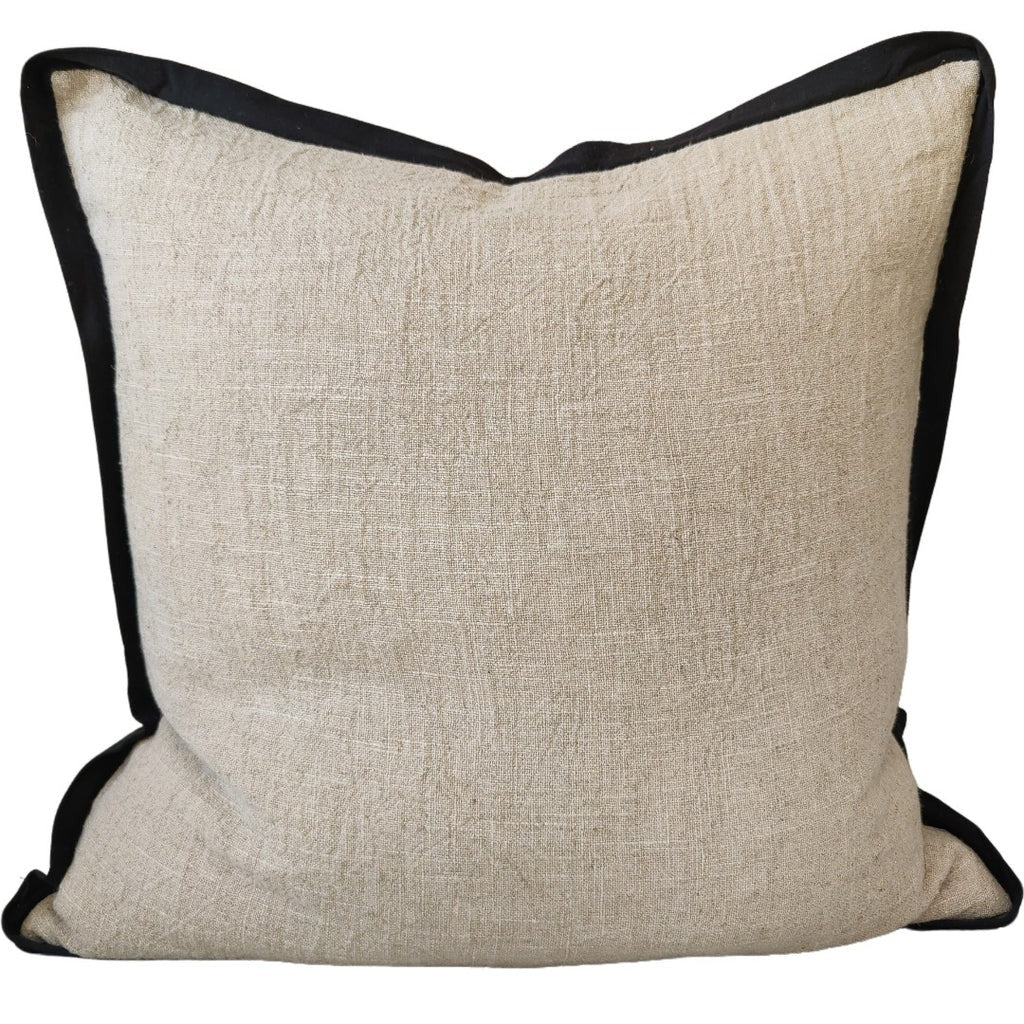 Reine Cushion