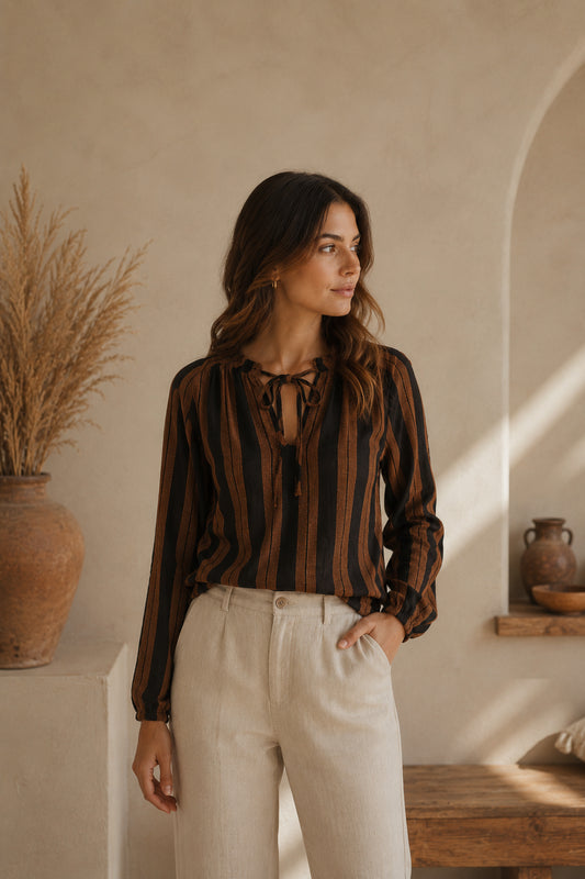 Sussana Top Rust & Black